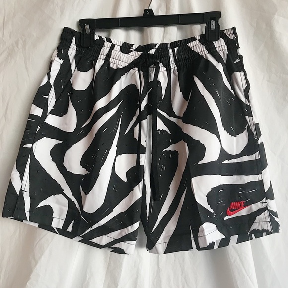 flow woven shorts